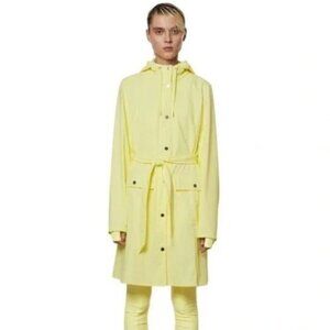 Rains Jacket Curve Long Straw Yellow Hooded Belted Pockets Zipper Buttons
